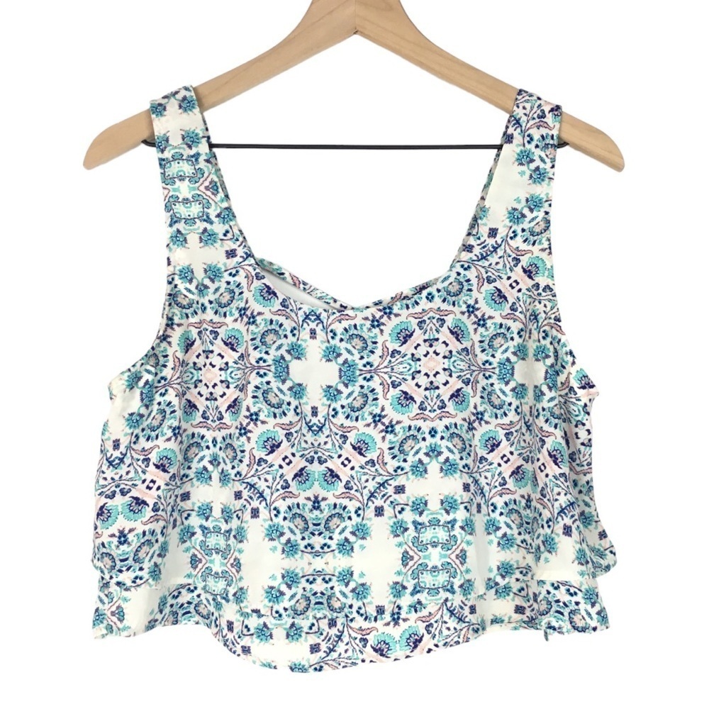 CHARLOTTE RUSSE Crop Top Paisley Floral Boho Lightweight Summer Festival Large